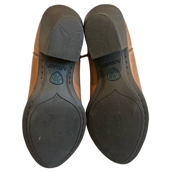 Ariat Darlin Round Toe Short Western Boots, Sz 9 - Picture 13 of 16